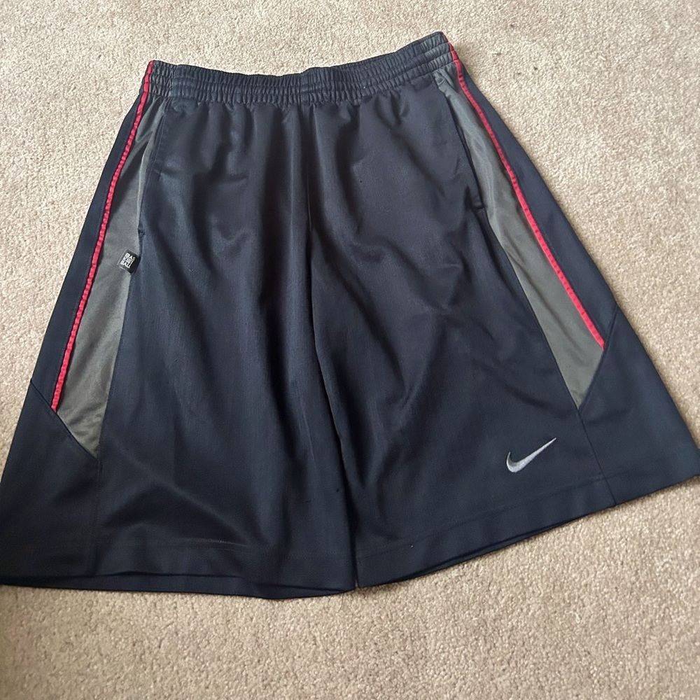 Nike Dri-FIT Basketball Shorts Men's M Black / Red Trim